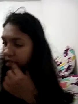 Snapshot of MariasPx chatting on April 14, 2026, 5:35 am MariasPx online show from April 14, 2026, 5:35 am