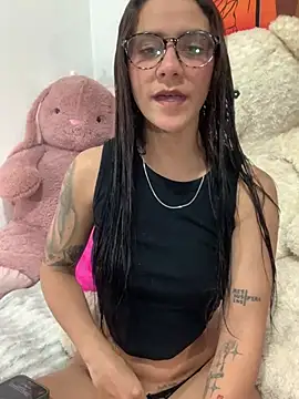 Snapshot of Ashley_varez11 chatting on August 2, 2026, 12:42 am Ashley varez11 online show from August 2, 2026, 12:42 am