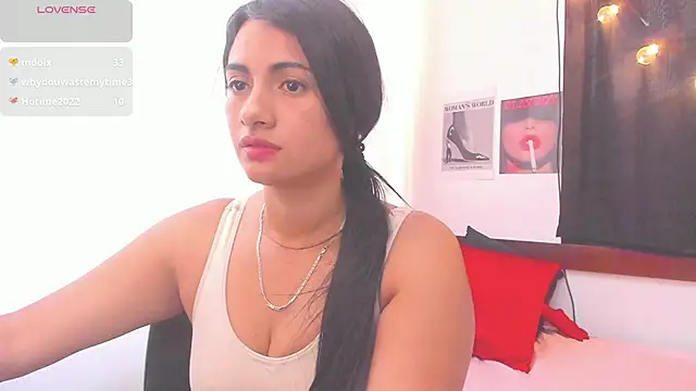 DaniellaGiraldo online show from April 18, 2026, 7:07 pm