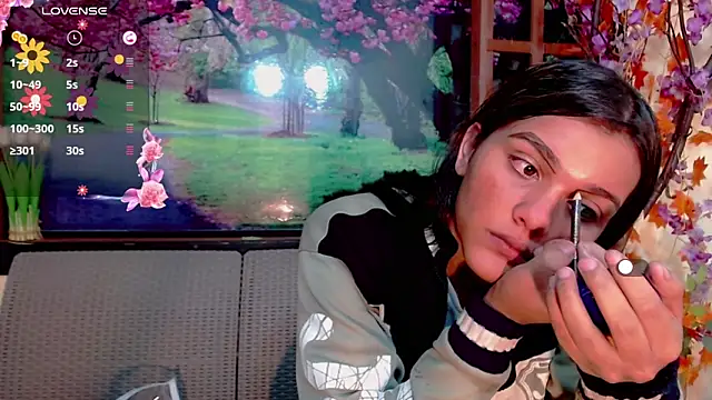 Snapshot of Alejandra_montenegro chatting on May 28, 2026, 10:56 am Alejandra montenegro online show from May 28, 2026, 10:56 am