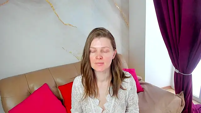 Liza  Evans online show from April 23, 2026, 2:02 am