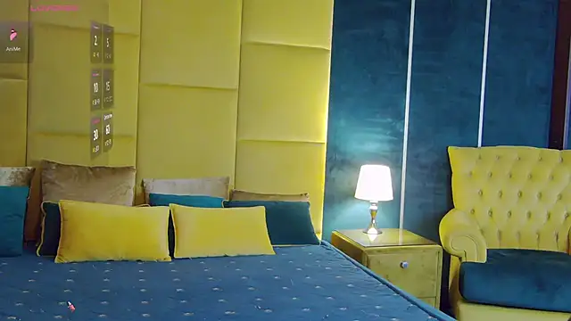 ElaraLuxe online show from April 21, 2026, 5:03 am