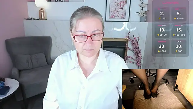 Alexandra Kind online show from July 23, 2026, 8:29 pm