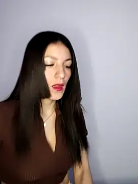 tina sussy online show from July 24, 2026, 12:14 pm