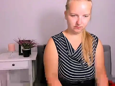 RoseTeacherX online show from July 20, 2026, 6:17 am