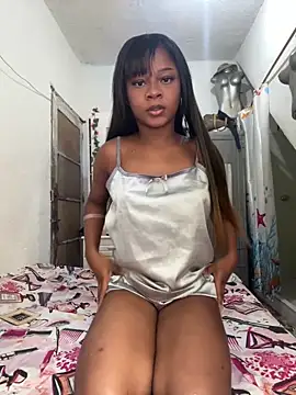 doll melody0 online show from May 15, 2026, 12:23 pm