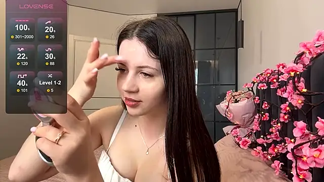 Snapshot of Rose_Retslav chatting on April 21, 2026, 9:26 am Rose Retslav online show from April 21, 2026, 9:26 am