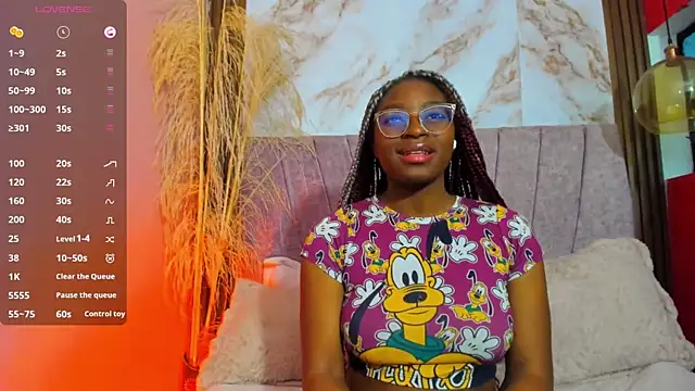 Snapshot of Candy_Williamss chatting on May 22, 2026, 8:03 pm Candy Williamss online show from May 22, 2026, 8:03 pm
