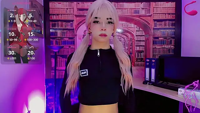 Snapshot of moon_sweet- chatting on April 18, 2026, 3:21 am moon sweet- online show from April 18, 2026, 3:21 am