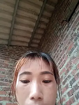 Snapshot of Elena_Mia chatting on May 20, 2026, 10:49 pm Elena Mia online show from May 20, 2026, 10:49 pm