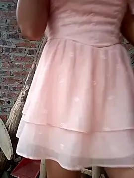 Elena Mia online show from July 25, 2026, 10:51 pm