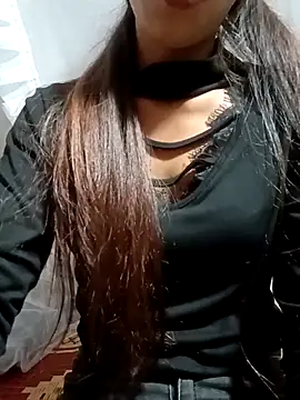 Elena Mia online show from July 28, 2026, 11:17 am