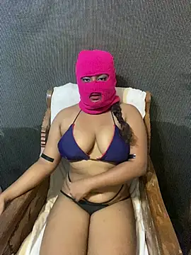 peacheypink online show from May 13, 2026, 2:47 pm