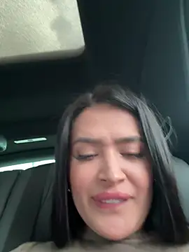 Sara fun online show from February 19, 2025, 7:59 pm