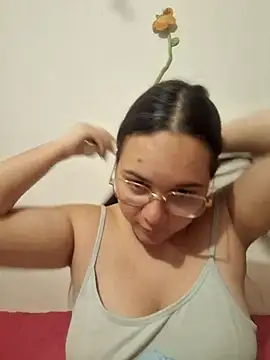 Snapshot of Sophie_Secret7 chatting on April 23, 2026, 10:03 am Sophie Secret7 online show from April 23, 2026, 10:03 am