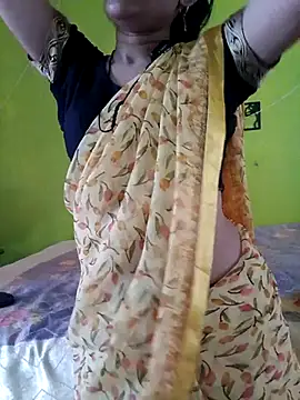 Sexy Hena 69 online show from June 15, 2026, 9:00 am