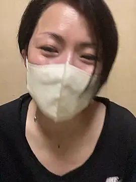 Snapshot of rin2432 chatting on April 25, 2026, 2:47 pm rin2432 online show from April 25, 2026, 2:47 pm