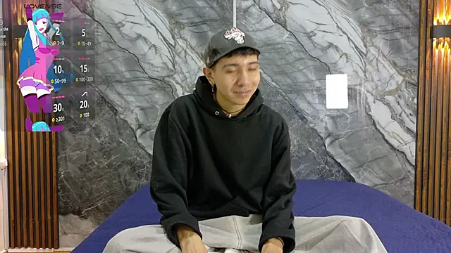 NoahWalker   online show from June 8, 2026, 11:10 am
