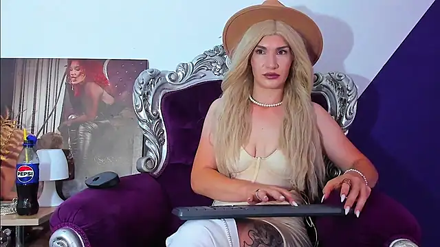 MistressKasandra online show from July 20, 2026, 4:05 am