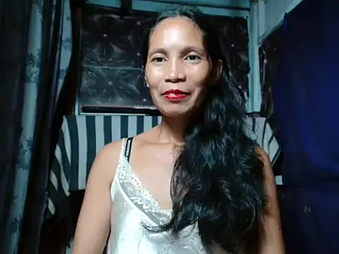 Snapshot of Honeychel chatting on May 14, 2026, 10:44 am Honeychel online show from May 14, 2026, 10:44 am