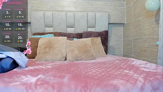 hott mature online show from July 11, 2026, 12:08 pm