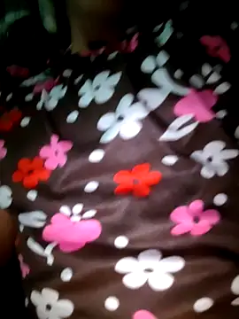 Cute-Nitya 21 online show from May 19, 2026, 6:14 pm