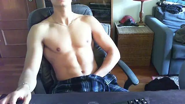 Snapshot of vlineandabs chatting on May 3, 2026, 9:37 am vlineandabs online show from May 3, 2026, 9:37 am