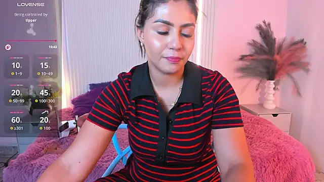LucyWild8 online show from July 11, 2026, 7:49 pm