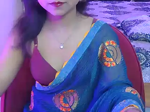Snapshot of bold-fareen chatting on May 15, 2026, 11:28 am bold-fareen online show from May 15, 2026, 11:28 am