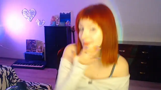 Snapshot of ConchitaMesser chatting on May 7, 2026, 9:53 pm ConchitaMesser online show from May 7, 2026, 9:53 pm