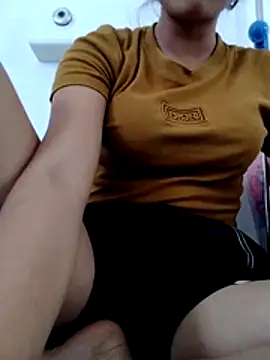 Zara-Lina online show from July 25, 2026, 6:55 am