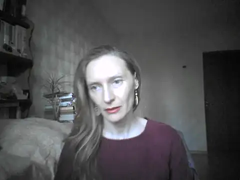Snapshot of LunaBelle8 chatting on May 15, 2026, 4:58 pm LunaBelle8 online show from May 15, 2026, 4:58 pm