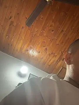 Patricio 02 online show from July 25, 2026, 2:20 am