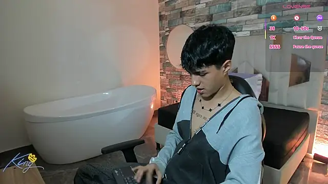 Snapshot of Damian_tay chatting on May 11, 2026, 4:15 pm Damian tay online show from May 11, 2026, 4:15 pm