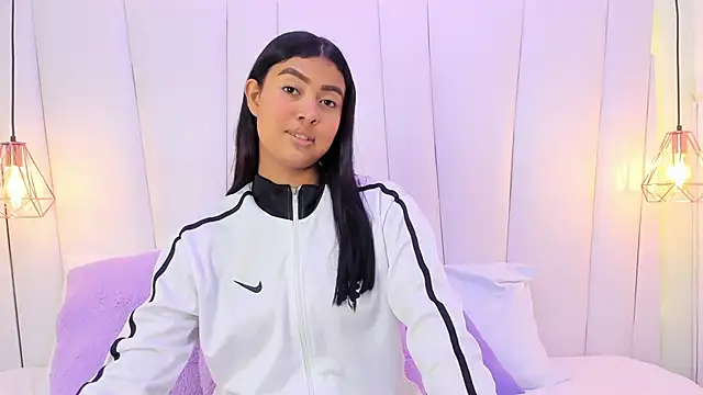 Snapshot of TaniaSevillano chatting on May 9, 2026, 5:29 pm TaniaSevillano online show from May 9, 2026, 5:29 pm