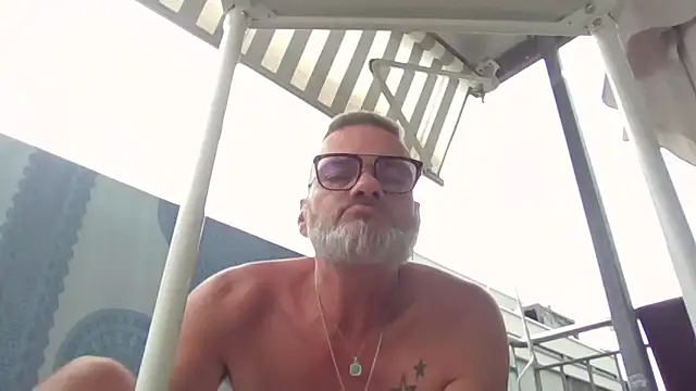 Thomster72 online show from June 16, 2026, 11:46 am