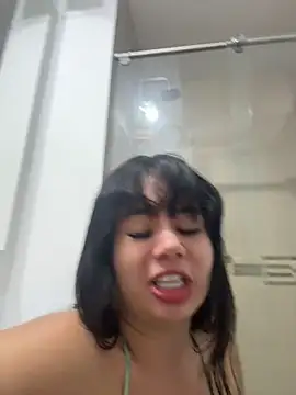 Snapshot of liina_gu chatting on May 23, 2026, 6:29 am liina gu online show from May 23, 2026, 6:29 am