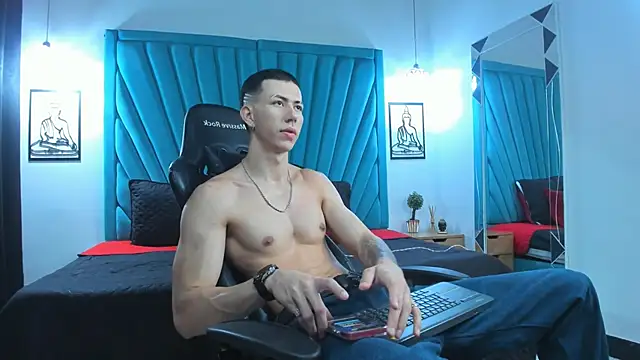 OliverThompsonJS online show from May 9, 2026, 6:40 am
