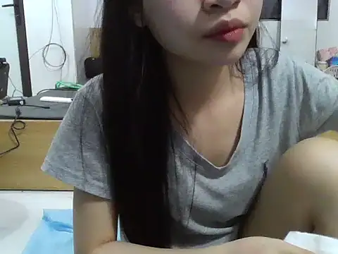 July Sexy09 online show from April 17, 2026, 2:53 pm