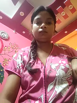 Snapshot of Simupaul001 chatting on May 4, 2026, 9:55 pm Simupaul001 online show from May 4, 2026, 9:55 pm