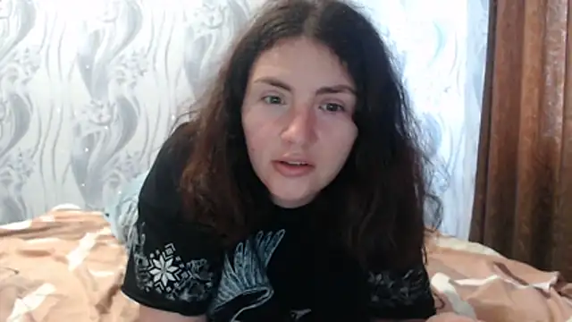 AlinaxJames online show from July 21, 2026, 12:07 pm