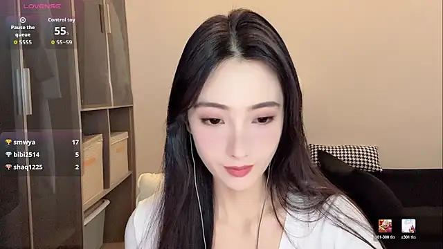 Xixi-mm online show from June 18, 2026, 7:19 am