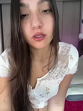 Snapshot of Soffy_20 chatting on May 17, 2026, 5:31 pm Soffy 20 online show from May 17, 2026, 5:31 pm