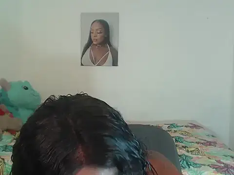 daniela-hot01 online show from June 19, 2026, 5:01 am