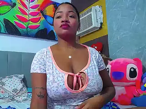Brunett sexy1 online show from May 17, 2026, 7:28 am