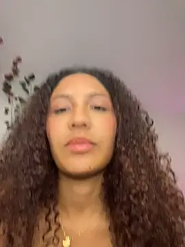 Snapshot of Daphnne_Curly chatting on July 3, 2026, 4:41 am Daphnne Curly online show from July 3, 2026, 4:41 am