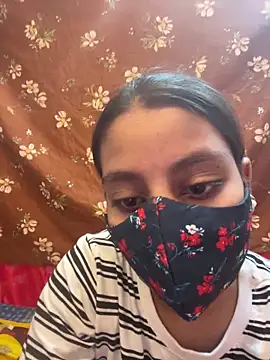 Snapshot of CuteHaseena chatting on April 30, 2026, 7:36 am CuteHaseena online show from April 30, 2026, 7:36 am