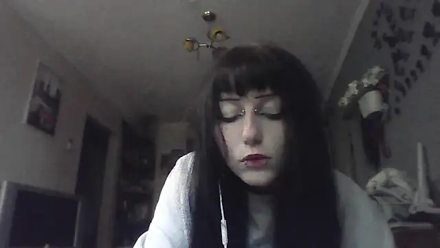 Snapshot of ChargedReign chatting on May 12, 2026, 8:11 am ChargedReign online show from May 12, 2026, 8:11 am