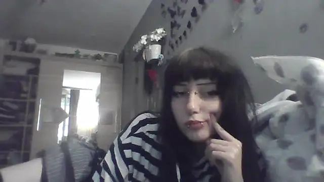Snapshot of ChargedReign chatting on May 25, 2026, 5:08 pm ChargedReign online show from May 25, 2026, 5:08 pm