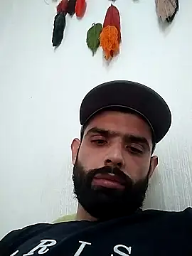 Barbas44420 online show from May 4, 2026, 11:01 pm